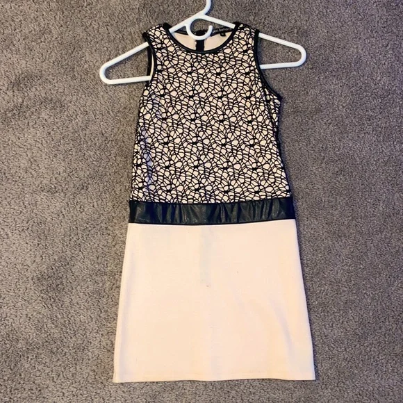 Girls Medium Dress